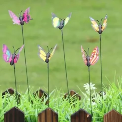 50 st konstgjorda dekorativa fjärilar gräsmatta trädgårdsdekor landskap inomhus utomhus ornament