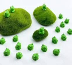 50 ST Mini Hartsgrodor, Gröna små grodafigurer Miniatyr Heminredning Fe Trädgårdsdekoration, Födelsedagsfester