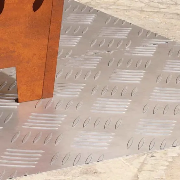 Aluminium Checker Plates – Halkfria trapsteg 2 st | Storlek: 90x40 cm | Färg: Silver