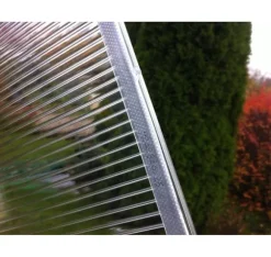 Del av växthusflerväggsark / klar polykarbonat 700x1500mm - 6mm, 4st.