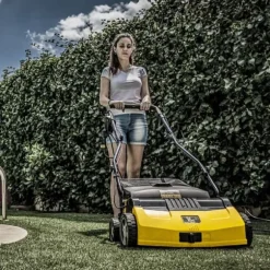 Elektrisk sugborstmaskin för syntetiskt gräs - Garland 502 E-V19 - Rengöring och skräpuppsamling