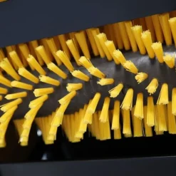 Elektrisk sugborstmaskin för syntetiskt gräs - Garland 502 E-V19 - Rengöring och skräpuppsamling