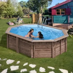 Familypool 535x335/130 Oval