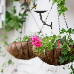 Fågelbad, väggmonterbart gjutjärn, 20x17x21 cm