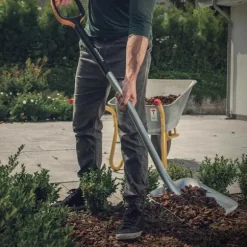 Fiskars Spade Xact Flerfärgad