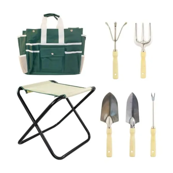 Fällbar pall med en väska och en uppsättning trädgårdsredskap