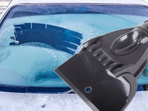 Isskrapa med Handtag