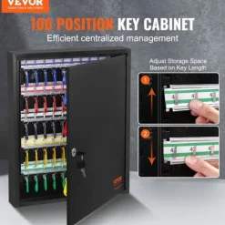 100-nyckelskåp med justerbara ställ och färgglada nyckelbrickor för enkel nyckelhantering.