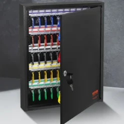 100-nyckelskåp med justerbara ställ och färgglada nyckelbrickor för enkel nyckelhantering.