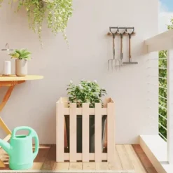 Odlingslåda med staket-design i massiv furu | Storlek: 50x50x50 cm