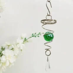 2-pack 7-tums prydnadsbollar med spiralsvans dekorativ vindstabilisator inomhus- och utomhusträdgårdsdekoration rostfritt stål glasbollar med hängand | CDON