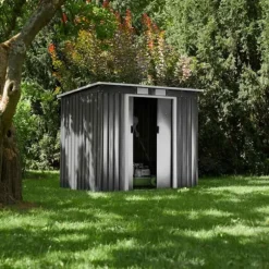 Redskapsbod med snedtak 213x130x173cm - grå/vit