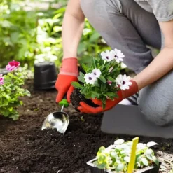 Relaxdays knäbräda spel av 2, för arbete i trädgården; verkstad, hem, skyddsmatta; lxP 40 x26 svart
