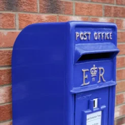 Skotsk Brevlåda med Stativ - Blå | MonsterShop