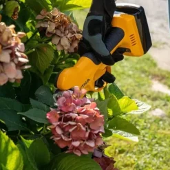 STIGA SC 100e Sladdlös beskärningssax