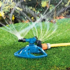 Stänk! Roterande vattensprinkler