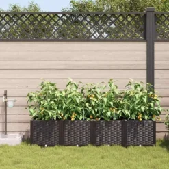 Trädgårdsplanterare med inbyggt bevattningssystem - Hållbar och stilren | Färg: Brun | Storlek: 160x40x37.5 cm