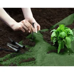 Trädgårdstextil 1,6 m x 50 m 90 g/m2 + 100 Plonos-nålar - svart och grön