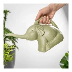 Vattenkanna i form av en elefant Vattenkanna för inomhus och utomhus