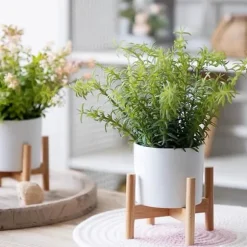 Växtställning, Bambumaterial, Mått 50cm x 30cm x 80cm, Viktkapacitet 20kg per hylla, Inomhus- och utomhuskompatibilitet, Självständig installation